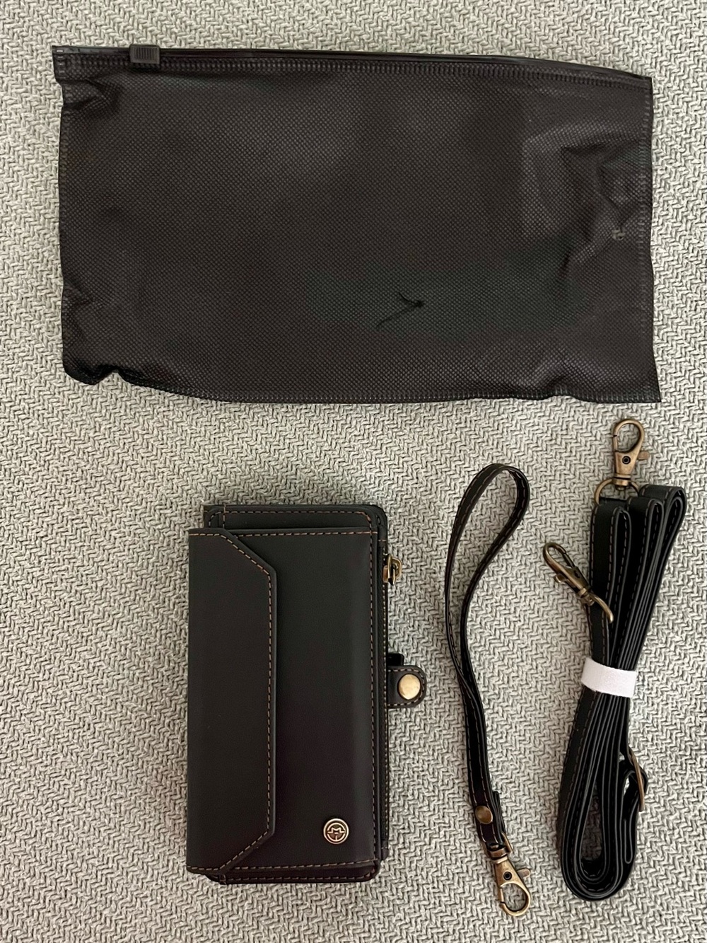 NWT CaseMe brown iPhone 13 mini phone case. Bin 1